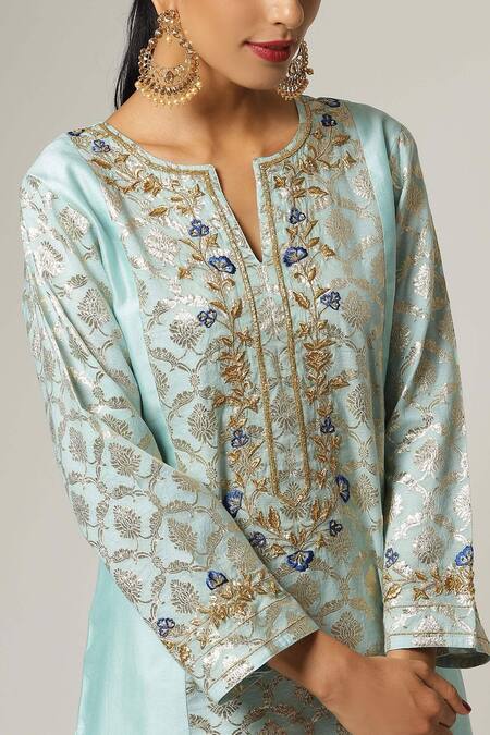 Shop_Anantaa By Roohi_Blue Silk Chanderi Embroidered Kurta _Online_at_Aza_Fashions