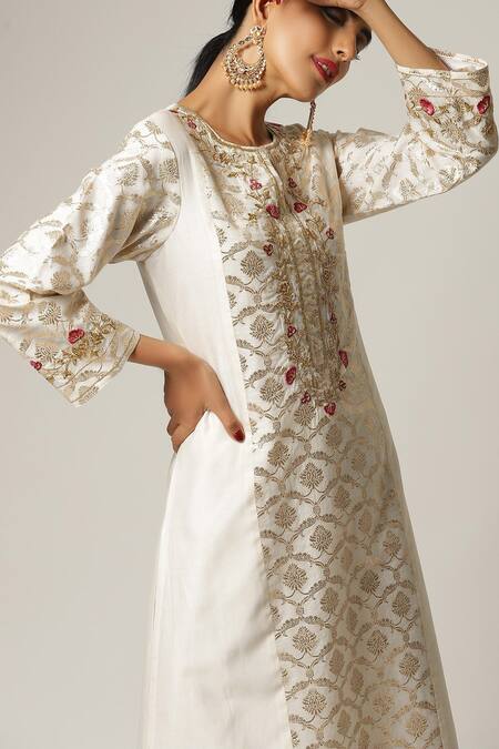 Shop_Anantaa By Roohi_White Silk Chanderi Embroidered Kurta _Online_at_Aza_Fashions