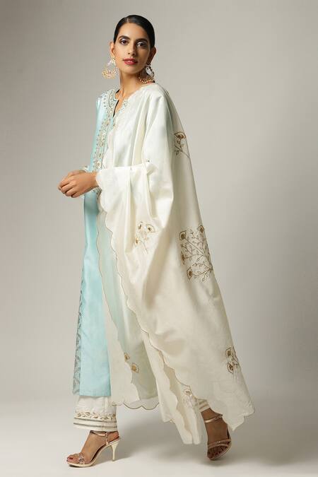 Buy_Anantaa By Roohi_Blue Silk Chanderi Embroidered Kurta _Online_at_Aza_Fashions