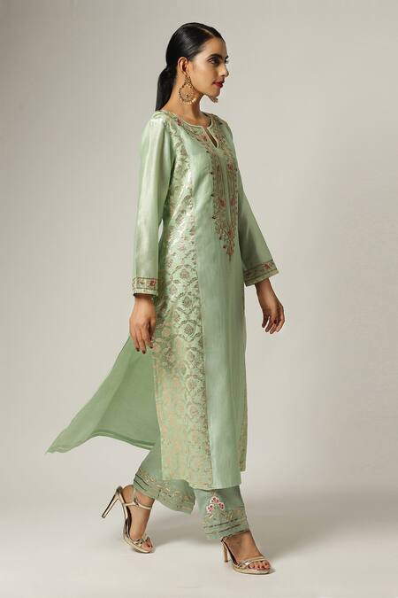 Anantaa By Roohi_Green Silk Chanderi Embroidered Kurta _Online_at_Aza_Fashions