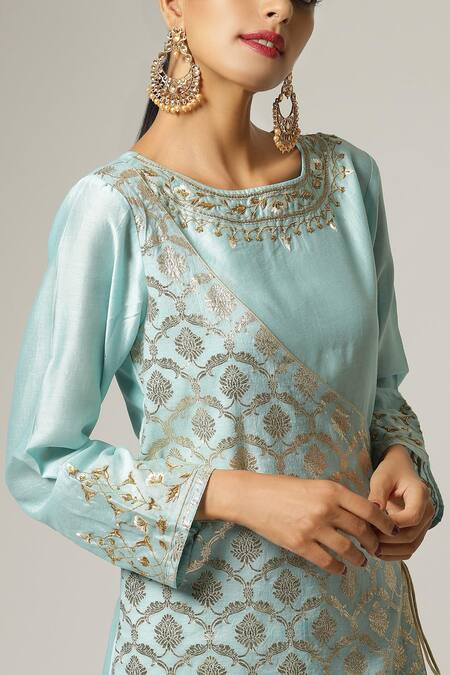 Shop_Anantaa By Roohi_Blue Silk Chanderi Embroidered Kurta _Online_at_Aza_Fashions