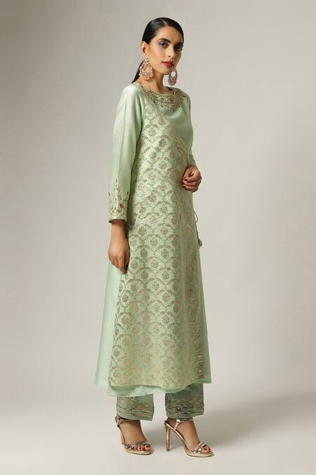 Anantaa By Roohi_Green Silk Chanderi Embroidered Kurta _Online_at_Aza_Fashions