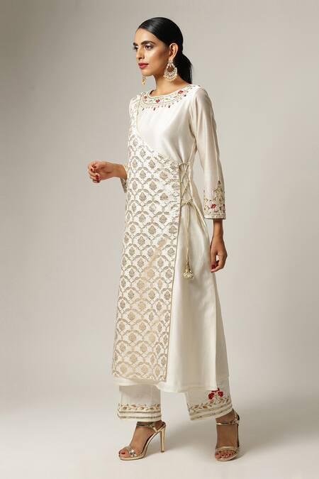 Buy_Anantaa By Roohi_White Silk Chanderi Embroidered Kurta _Online_at_Aza_Fashions