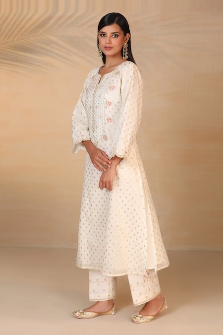 Anantaa By Roohi_White Chanderi Kurta _Online_at_Aza_Fashions