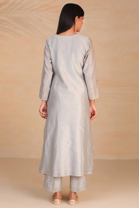 Shop_Anantaa by Roohi_Grey Silk Chanderi Kurta _at_Aza_Fashions