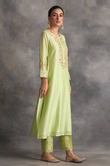 Anantaa By Roohi_Green Silk Chanderi Round Kurta _Online_at_Aza_Fashions