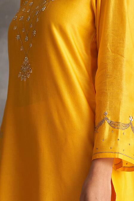 Anantaa By Roohi_Yellow Silk Chanderi Round Kurta _at_Aza_Fashions