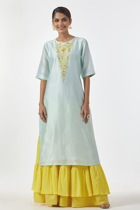 Anantaa by Roohi Silk Chanderi Straight Kurta 