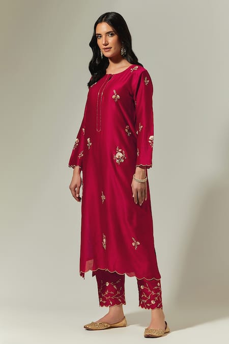 Shop Anantaa By Roohi Red Silk Chanderi Floral Round Embroidered Kurta Online at Aza Fashions Shop_Anantaa By Roohi_Red Silk Chanderi Floral Round Embroidered Kurta _Online_at_Aza_Fashions