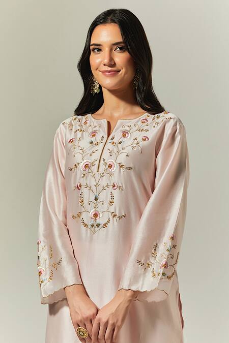 Anantaa By Roohi_Pink Silk Chanderi Floral Notched Kurta _at_Aza_Fashions