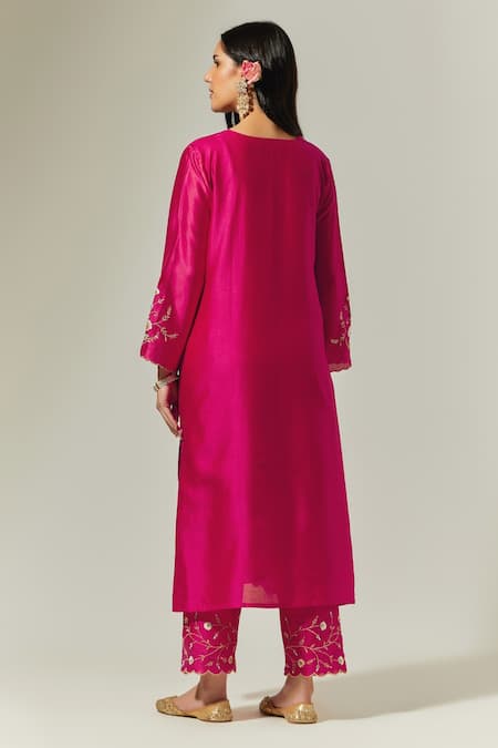 Anantaa By Roohi Silk Chanderi Embroidered Kurta 