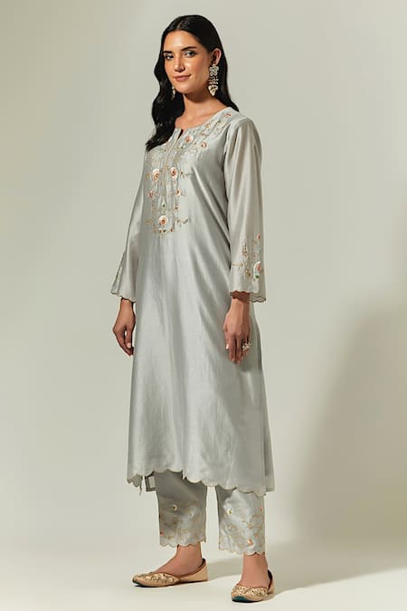 Shop_Anantaa By Roohi_Grey Silk Chanderi Floral Notched Embroidered Kurta _Online_at_Aza_Fashions