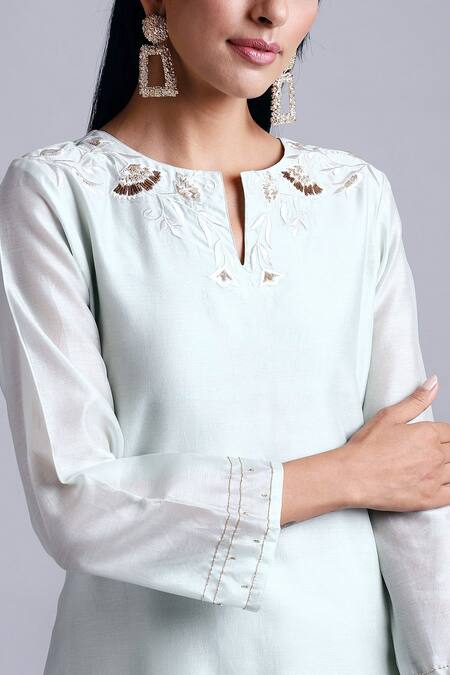 Shop Anantaa By Roohi Green Silk Chanderi Kurta Online at Aza Fashions Shop_Anantaa By Roohi_Green Silk Chanderi Kurta _Online_at_Aza_Fashions