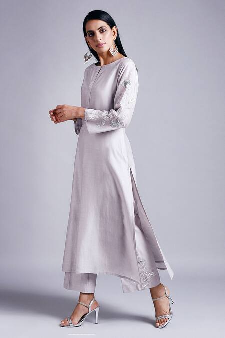 Buy Anantaa By Roohi Grey Silk Chanderi Kurta Online at Aza Fashions Buy_Anantaa By Roohi_Grey Silk Chanderi Kurta _Online_at_Aza_Fashions