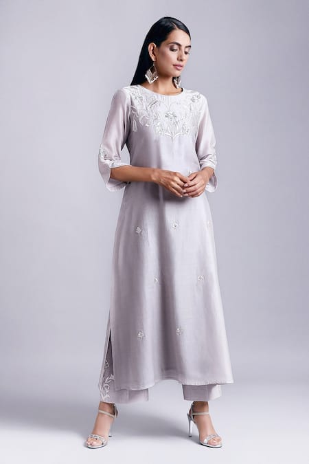 Anantaa By Roohi Grey Silk Chanderi Kurta 