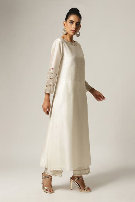 Buy_Anantaa By Roohi_White Silk Chanderi Round Kurta _Online_at_Aza_Fashions