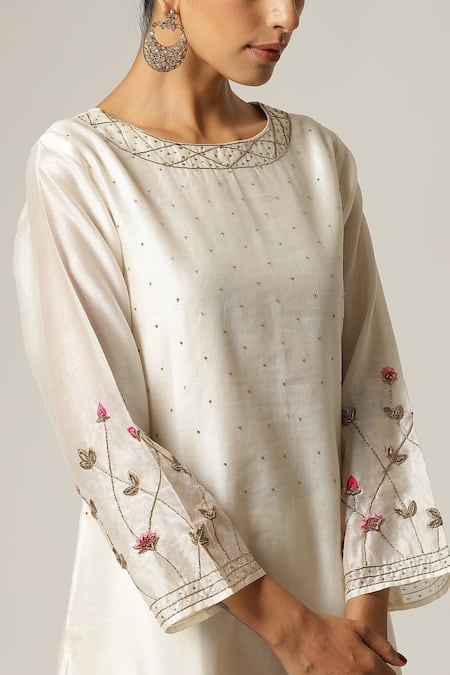 Shop_Anantaa By Roohi_White Silk Chanderi Round Kurta _Online_at_Aza_Fashions