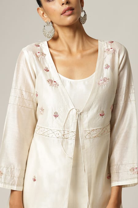 Anantaa By Roohi_White Silk Chanderi U Neck Jacket With Kurta _at_Aza_Fashions
