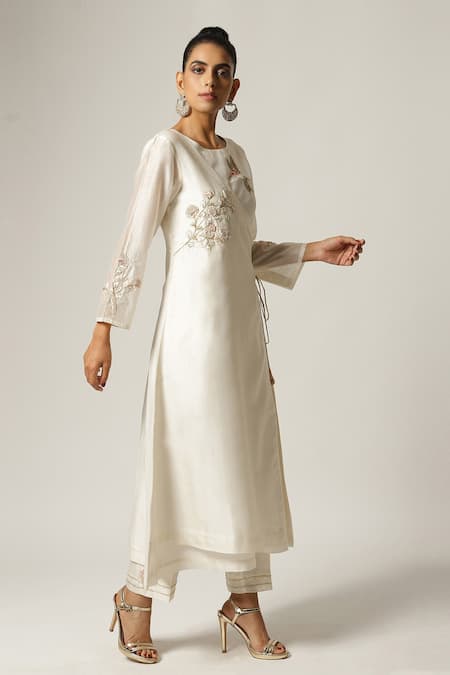 Buy_Anantaa by Roohi_White Silk Chanderi Round Angrakha _Online_at_Aza_Fashions