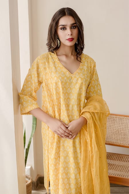 Buy Gulabo Jaipur Yellow Cotton, Doriya Floral V Neck Print Kurta Set Online at Aza Fashions Buy_Gulabo Jaipur_Yellow Cotton, Doriya Floral V Neck Print Kurta Set _Online_at_Aza_Fashions