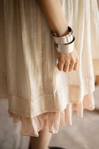 Swatti Kapoor_White Handwoven Chanderi Mul Round Ansee Dress _at_Aza_Fashions