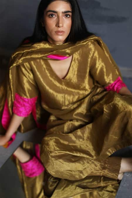 Shorshe Clothing_Gold Handloom Tissue V Neck Kurta And Pant Set _Online_at_Aza_Fashions