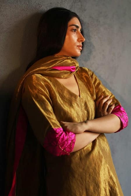 Buy_Shorshe Clothing_Gold Handloom Tissue V Neck Kurta And Pant Set _Online_at_Aza_Fashions