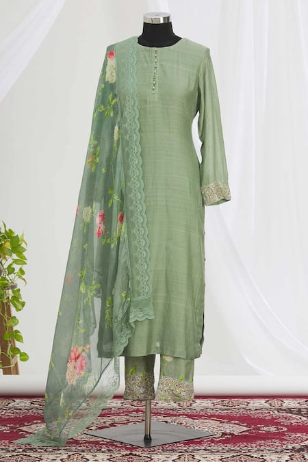 Neha Khullar Embroidered Kurta Set 