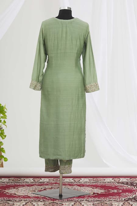 Neha Khullar Embroidered Kurta Set 