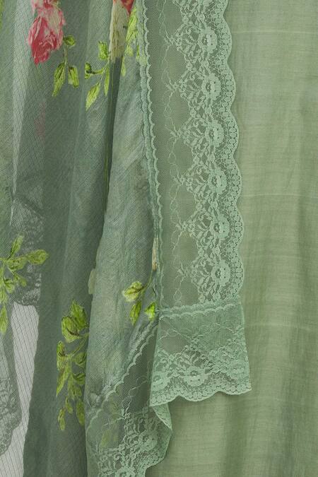 Neha Khullar Green Round Embroidered Kurta Set at Aza Fashions Neha Khullar_Green Round Embroidered Kurta Set _at_Aza_Fashions