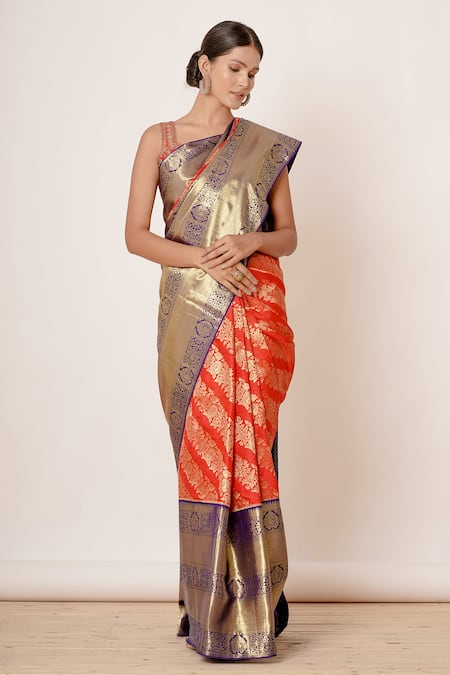 Aharin India_Red Pure Dharmavaram Silk Lining Cotton And Shantoon Floral Saree With Blouse _Online_at_Aza_Fashions