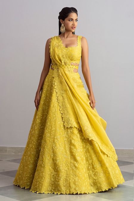 Yellow Organza Embroidered Lehenga Set Design by Anushree Reddy at Pernia's  Pop Up Shop 2024