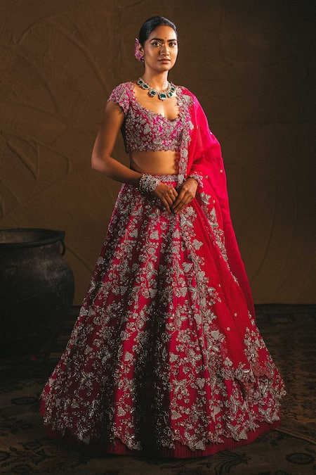 RIANNAH TEMPLE BORDER LEHENGA SET – Studio East6