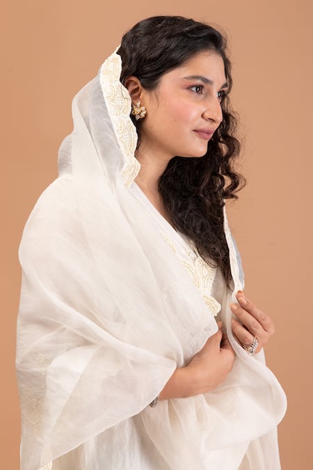 Shop_Anushka Repswal - Sewing Love_Ivory Dupatta Organza, Kurta Malai Chanderi, Pant Cotton Embroidered Set _Online_at_Aza_Fashions
