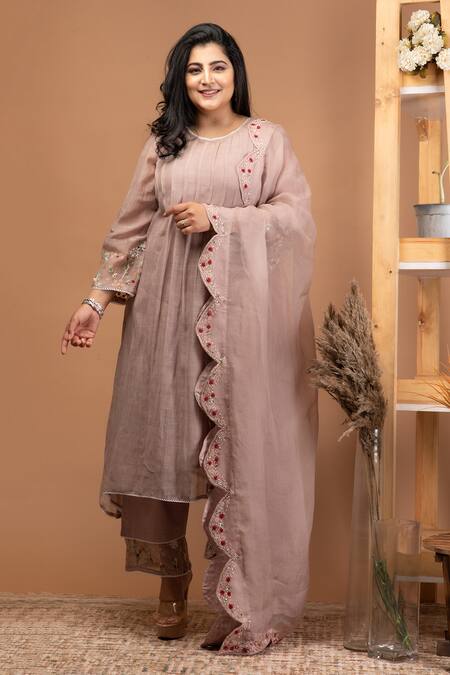 Buy_Anushka Repswal - Sewing Love_Brown Dupatta Organza, Kurta Malai Chanderi, Pant Sleeve Embroidered Set _Online_at_Aza_Fashions