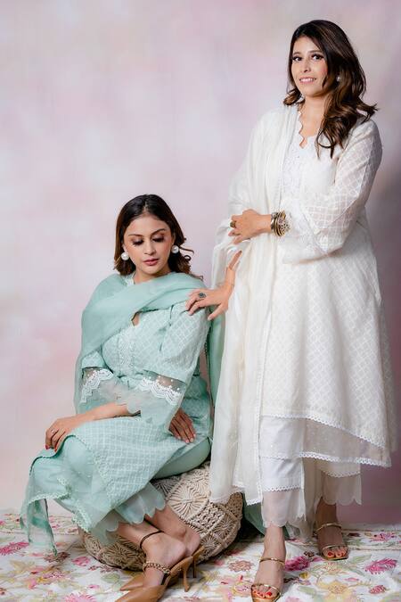 Buy_Anushka Repswal - Sewing Love_Off White Dupatta Organza, Kurta Woven Chanderi, Pant Cotton Pearl, Set _Online_at_Aza_Fashions
