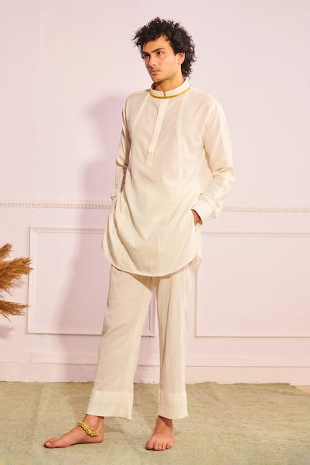 Artless Pintuck Short Kurta 