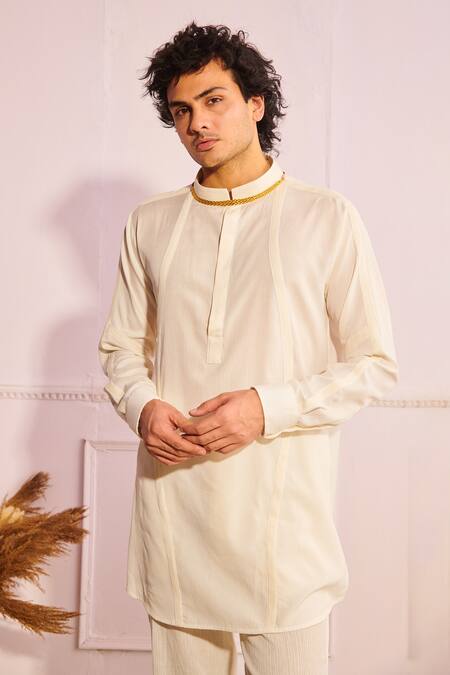 Shop_Artless_White Bamboo Fabric Plain Pintuck Short Kurta_Online_at_Aza_Fashions