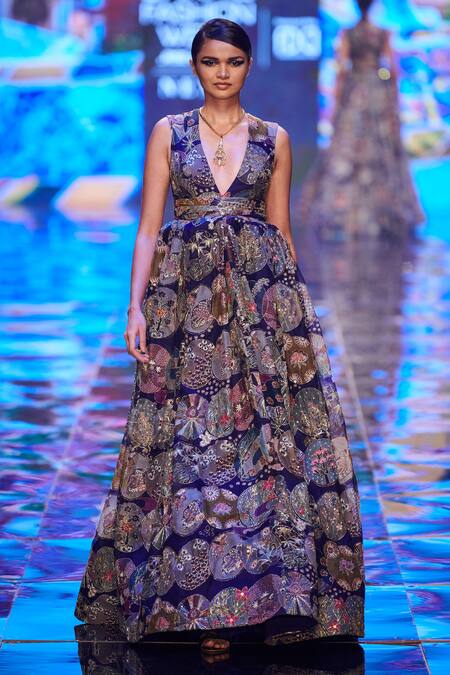 Aisha Rao Blue Organza Sequin And Beads, Trencadis Farm Print V Neck Gown Online at Aza Fashions Aisha Rao_Blue Organza Sequin And Beads, Trencadis Farm Print V Neck Gown _Online_at_Aza_Fashions