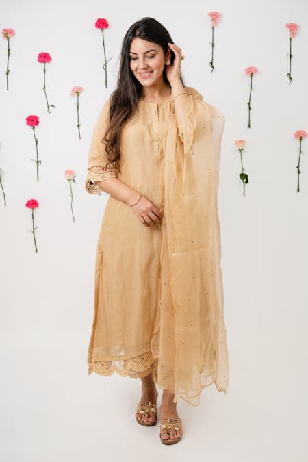 Anushka Repswal - Sewing Love Chanderi Embroidered Kurta Set 