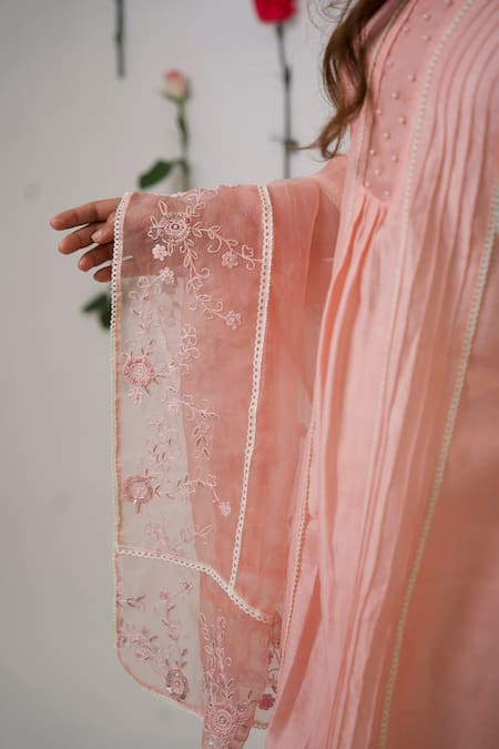 Anushka Repswal - Sewing Love_Pink Dupatta Organza, Kurta Malai Chanderi, Lining Mulmul, Embroidered Set _Online_at_Aza_Fashions
