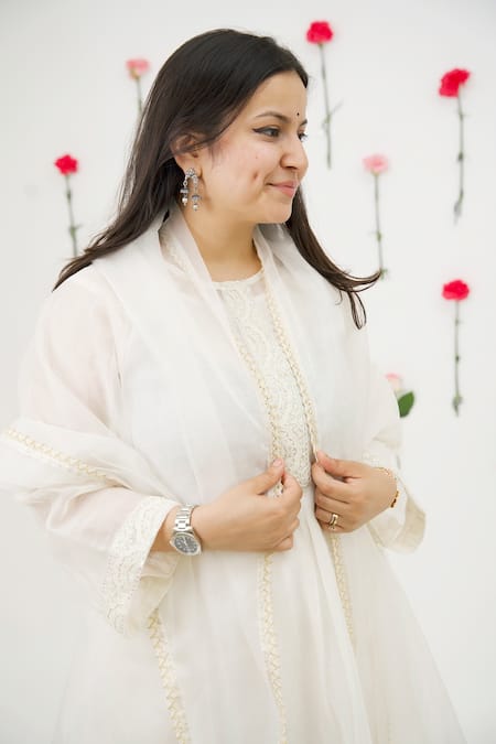 Shop_Anushka Repswal - Sewing Love_Off White Dupatta Organza, Inner Kurta Mulmul, Kurta Malai Embroidered Set _Online_at_Aza_Fashions