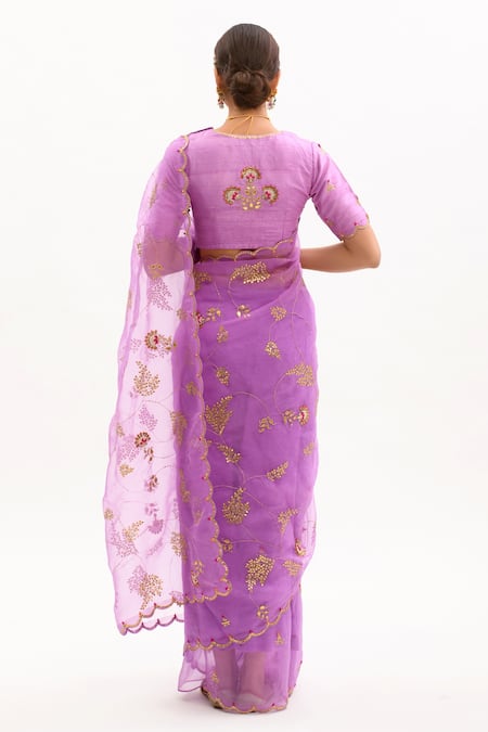 Aarti Sethia Embroidered Saree With Blouse 