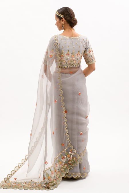 Aarti Sethia Embroidered Saree With Blouse 