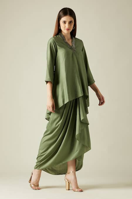 Aakaar Asymmetric Tunic & Draped Skirt Set 