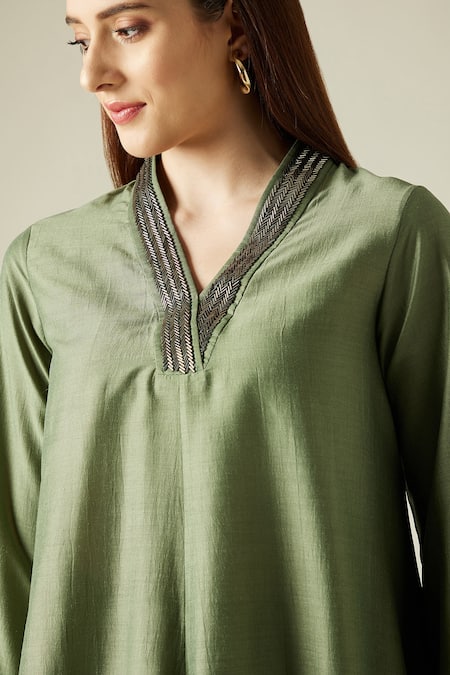 Shop Aakaar Green Cotton Silk Bead Work V Neck Asymmetric Tunic And Draped Skirt Set Online at Aza Fashions Shop_Aakaar_Green Cotton Silk Bead Work V Neck Asymmetric Tunic And Draped Skirt Set _Online_at_Aza_Fashions