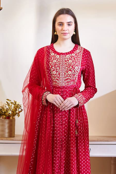 Buy Maroon Silk Round Embroidered Anarkali Set For Women by Shyam ...