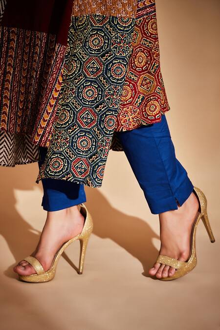 Gulabo By Abu Sandeep Multi Color Patchwork Mirror Work Boat Neck Kurta at Aza Fashions Gulabo By Abu Sandeep_Multi Color Patchwork Mirror Work Boat Neck Kurta _at_Aza_Fashions