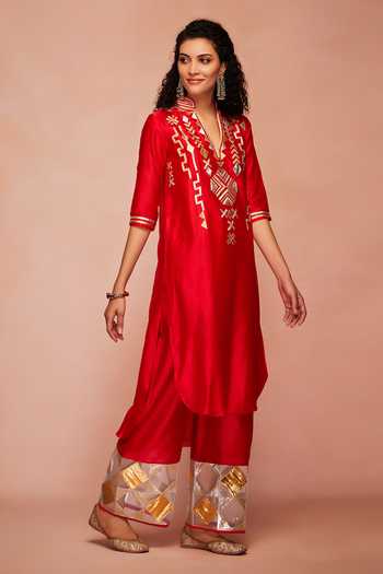 Buy Gulabo By Abu Sandeep Red Chanderi Silk A-line Kurta Online at Aza Fashions Buy_Gulabo By Abu Sandeep_Red Chanderi Silk A-line Kurta _Online_at_Aza_Fashions