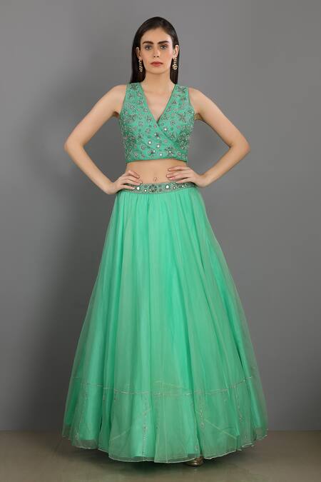 Asaga Green Linen Satin Organza V Neck Embroidered Lehenga Set Online at Aza Fashions Asaga_Green Linen Satin Organza V Neck Embroidered Lehenga Set _Online_at_Aza_Fashions